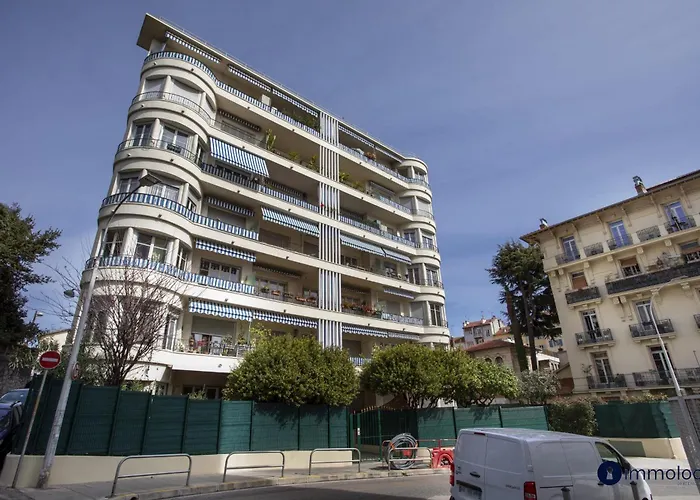 Air-Conditioned Apartment In The Imperial Park
