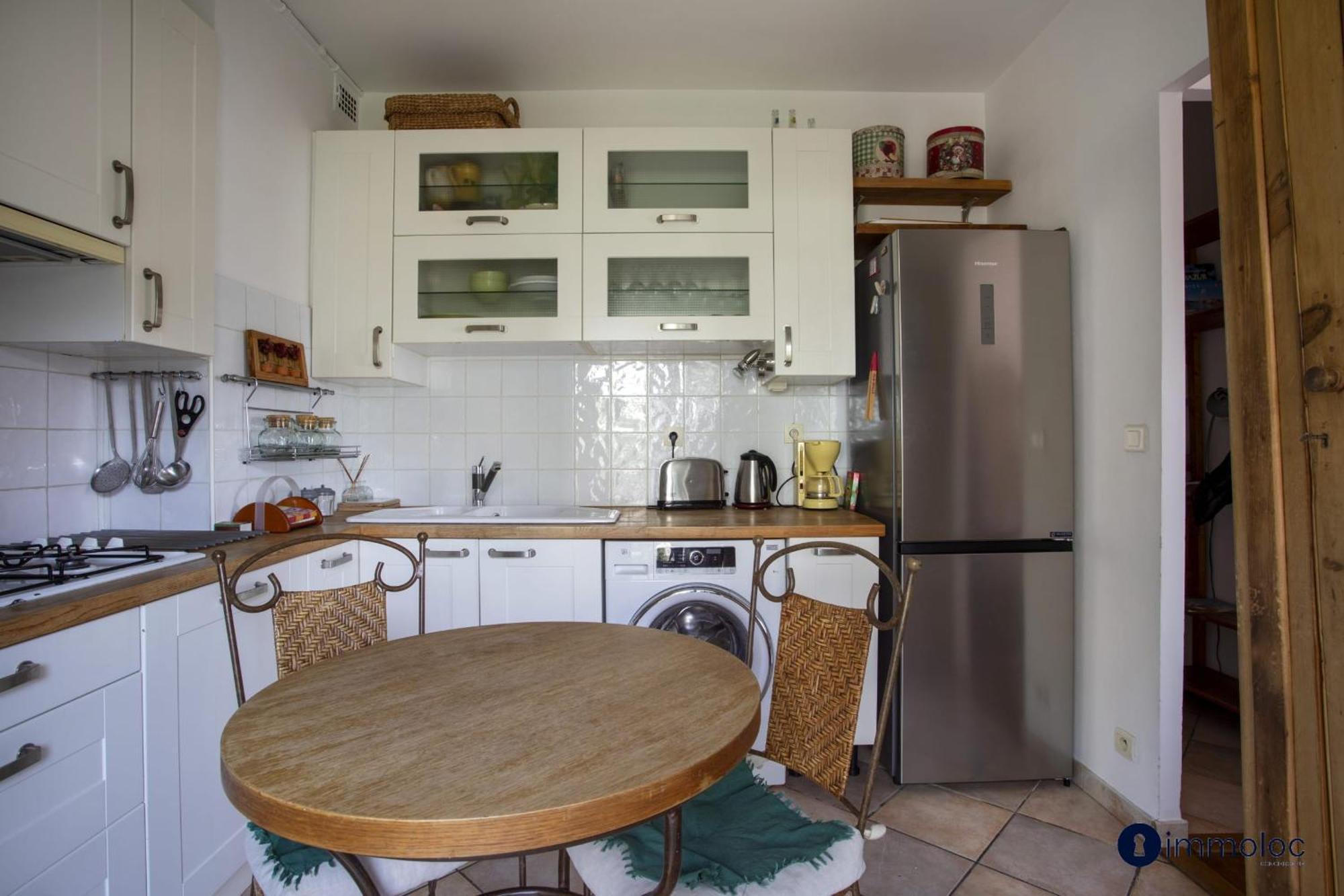 Air-conditioned In The Imperial Park Apartment *